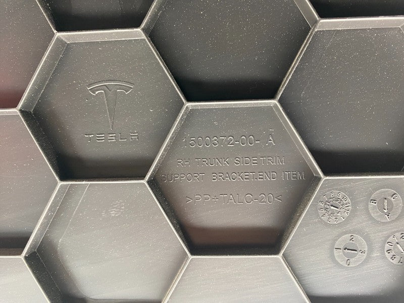 1500372 00 A ⭕ 2017-2023 Model 3 Passenger Side Trunk Trim Support Bracket Right 1500372-00-A