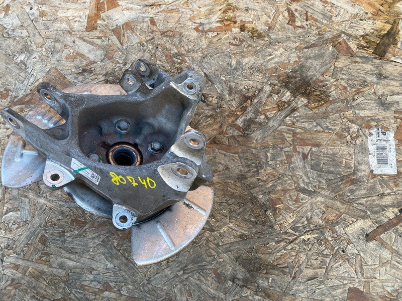 102741600D 16-20 Model X Rear Right Suspension Spindle Knuckle w/ Hub & Shield 1027416-00-D