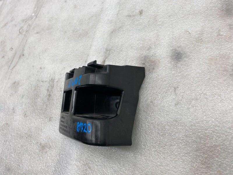 149403800B ⭕ 20-24 Model Y Rear Driver Side Tail Lamp Taillight Bracket Left 1494038-00-B