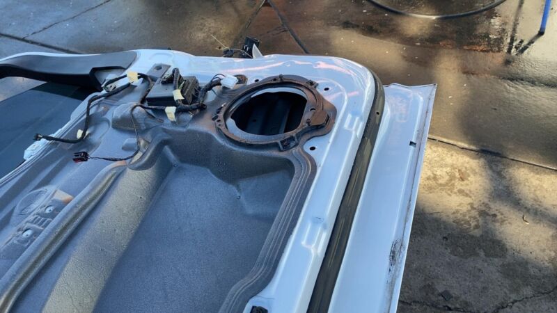 2013-2018 Ford C-Max Front Driver Side Door w/ Glass Assembly Left White YZ