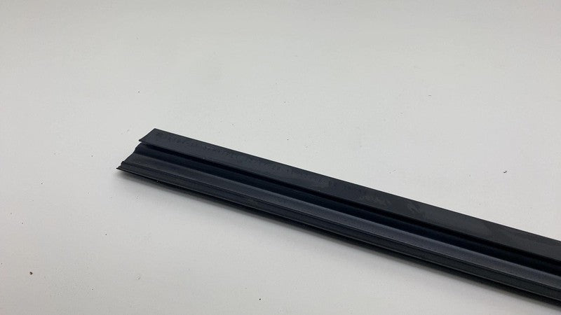 ⭕2021 BMW 530e G30 Rear Passenger Side Door Window Inner Weatherstrip