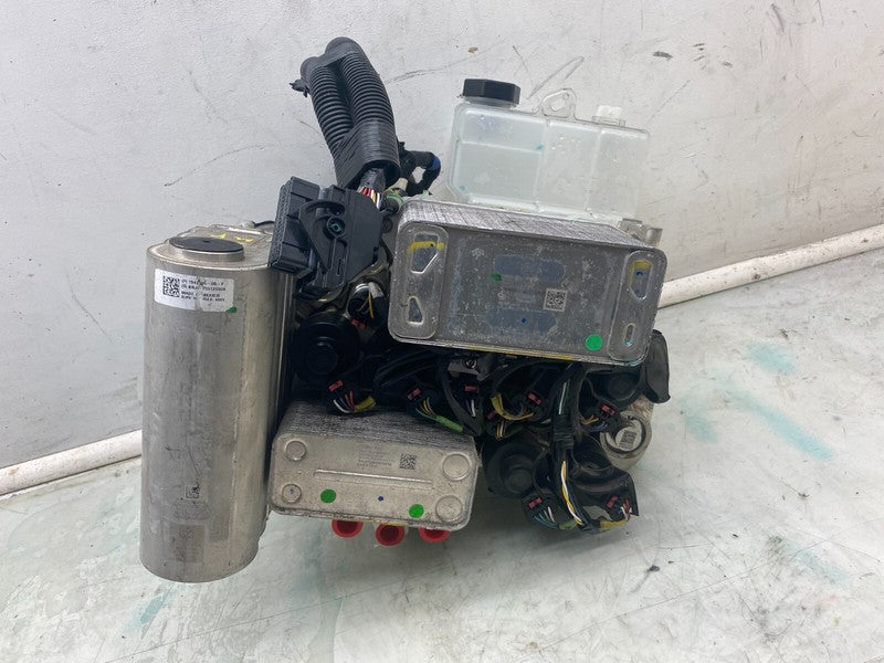 150685900D 20-23 Model Y Supermanifold Refrigerant Chiller & Coolant Reservoir 1546475-00-F