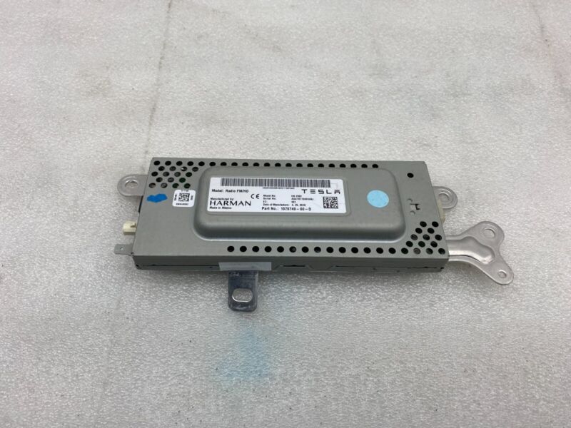 2017-2023 Tesla Model 3 Harman Becker HBZ502 Radio FM/HD Receiver Control Module