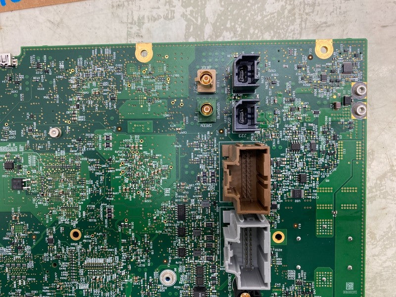 1055412 00 B ⭕ 12-20 Tesla Model S MS Media Control Unit Motherboard Electronics 1055412-00-B