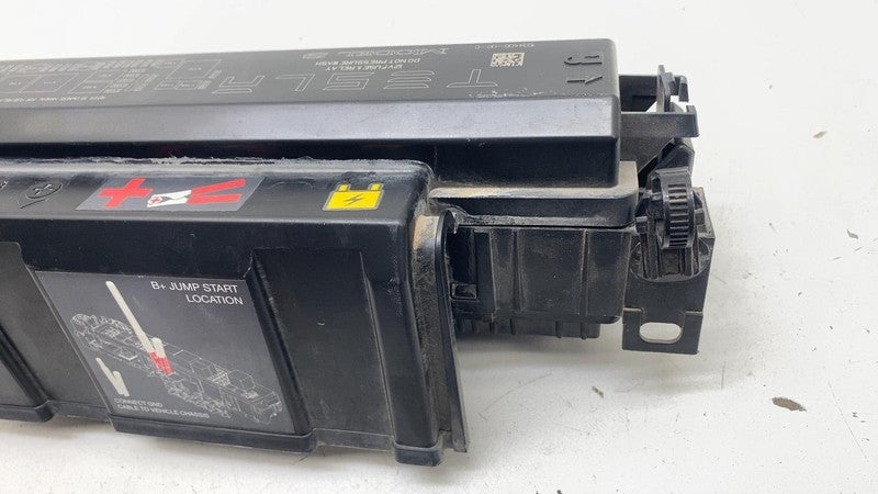 103440500F ⭕16-20 Model S Front Trunk Frunk Engine Bay Under Hood Fuse Box 12V 1034405-00-F