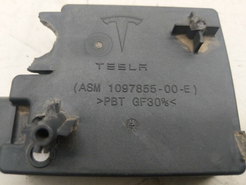 1097855 00 E 2017-2023 Tesla Model 3 Rear Bumper BCM Computer Electronic Body Control Module