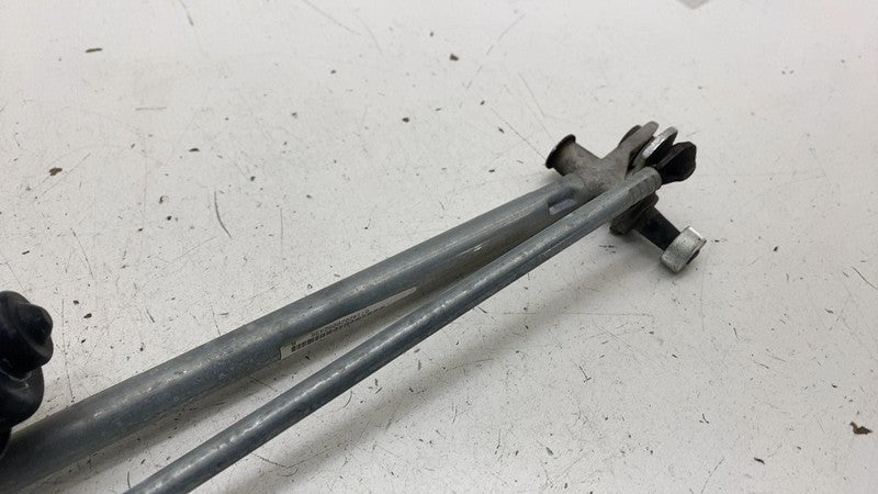 ⭕ 18-24 Lincoln Navigator Front Windshield Wiper Linkage w/ Motor JL1B
