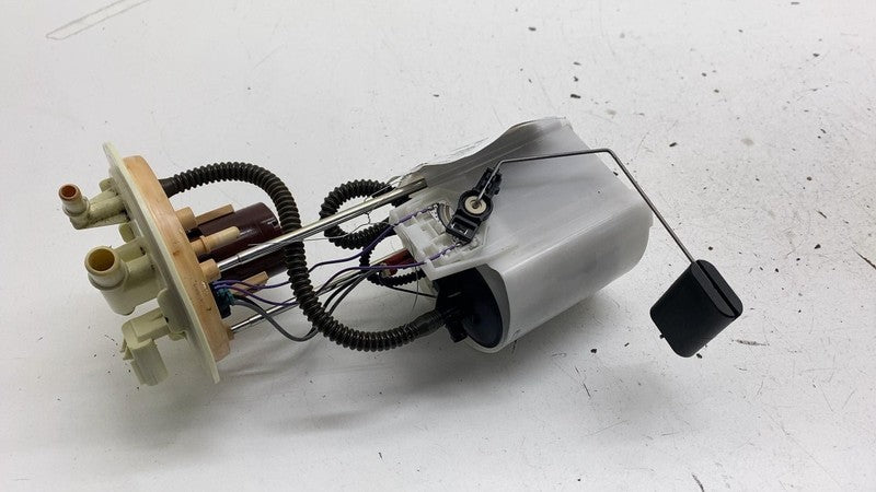 ⭕ 2020-2021 Lincoln Navigator Fuel Gas Tank Pump Sending Unit OEM KL74