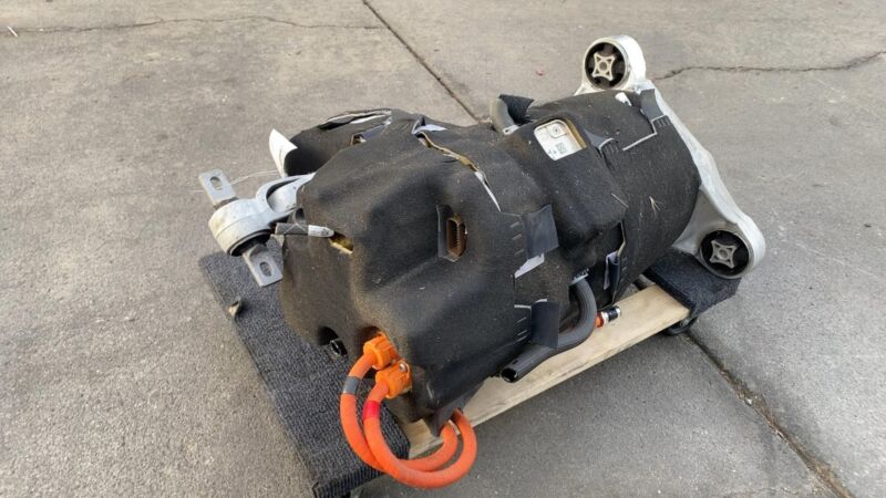 1035000-00-F ⭕14-18 Tesla Model S X Electric Engine Motor Front Small Drive Unit 1035000-00-J