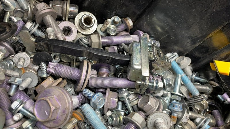 ⭕ 2018-2022 Toyota C-HR SET of Bolt Nut Clip w/ Fender Apron Support Bracket