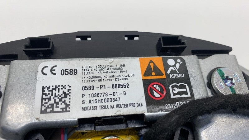 103677801B 2012-2015 Tesla Model S Steering Wheel Airbag Module w/ Retainer Plate Bracket