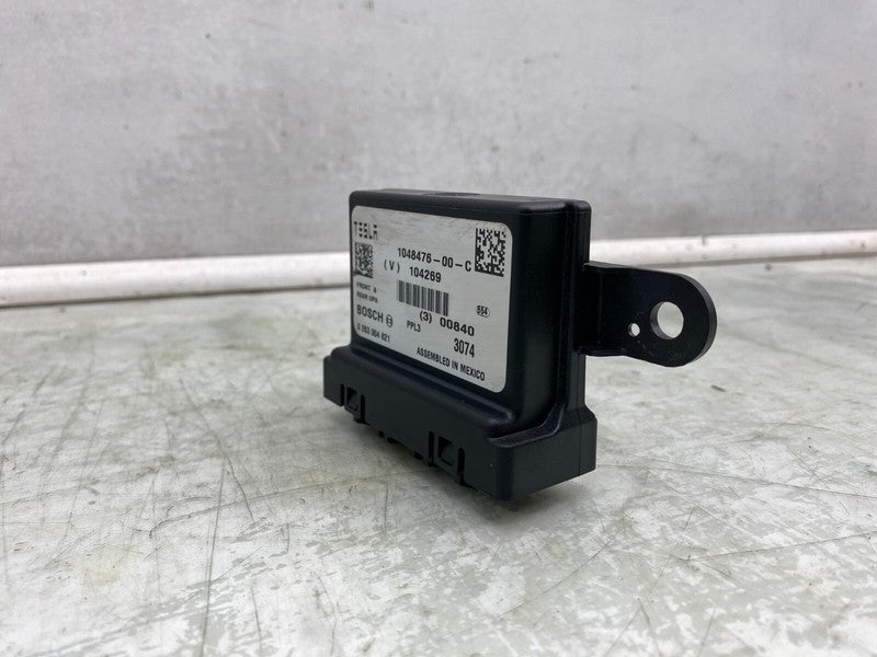 104847600C ⭕ 12-20 Model S ECU Park Distance Assist Control Sensor Module PDC 1048476-00-D