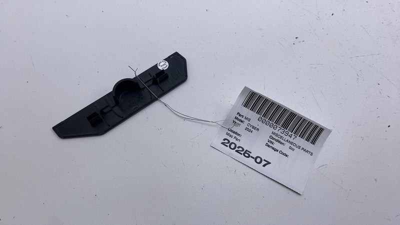 ⭕ 2024-2025 Tesla Cybertruck Left Side Closeout Exterior Trim Cover 18