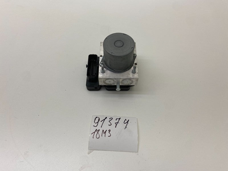 1044745 00 B ⭕ 20-23 Tesla Model Y Anti-Lock ABS Brake System Pump Unit Module 1044745-00-B