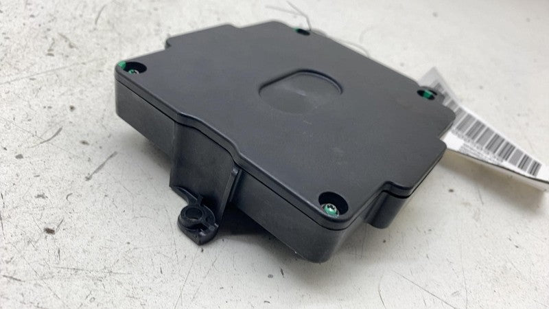 106205600B 2016-2020 Tesla Model X Rear Falcon Controller Door Control Module 1062056-00-B