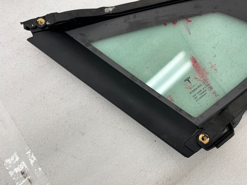 E6 43R-008010 ⭕ 2012-2020 Tesla Model S Rear Passenger Side Quarter Fixed Glass Right Assembly