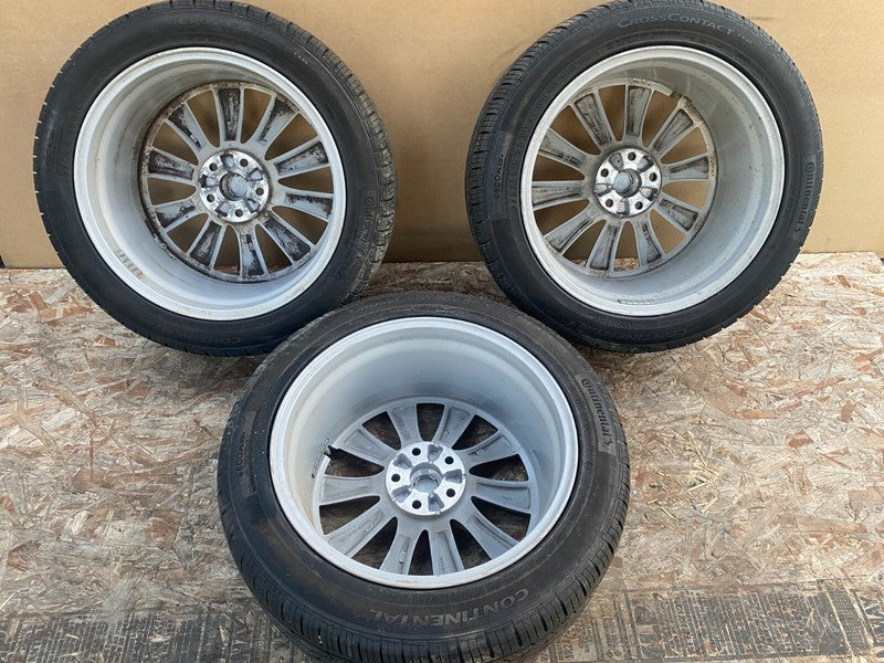 1027245 00 C 2016-2020 Tesla Model X 20" Wheel Rim 20x9.5 +40MM Continental Tire 275/45R20 x3