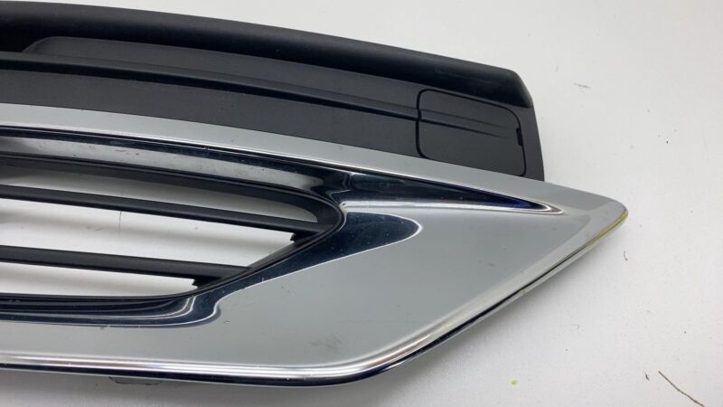31663519 ⭕ 2019-2023 Volvo XC90 Front Passenger Side Lower Outer Grille Right 31663844