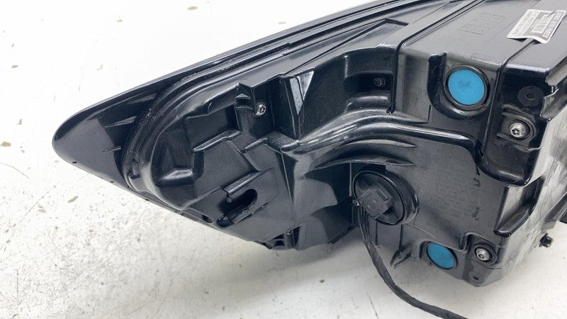 ⭕ 2021-2024 Polestar 2 Rear Right Quarter Panel Outer LED Tail Light Lamp Assy