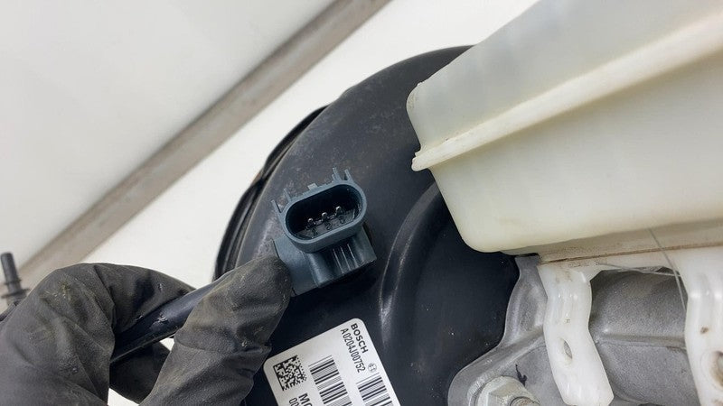 ⭕ 14-24 ProMaster 2500 Power Brake Booster Master Cylinder Reservoir 6