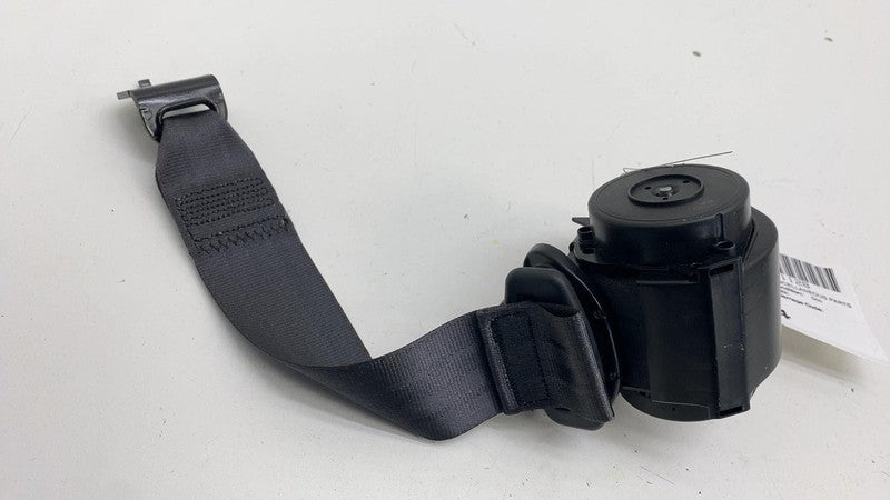 PT00001051H ⭕ 2022 2023 2024 Rivian R1T Rear Center Seat Belt Retractor PT00001051-H