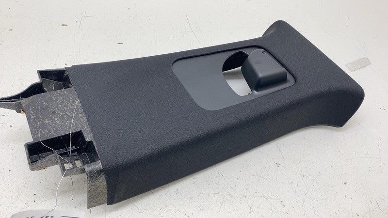 ⭕ 2025 Rivian R1S Passenger Right Upper B-Pillar Trim Cover Panel OEM