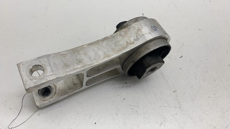 68224737AB ⭕ 2017-2025 Chrysler Pacifica Engine Motor Torque Strut Mount Bracket 68224737AB