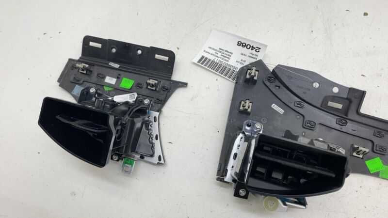 104277310C 16-20 Model S X SET of Dash AC Air Vent Outlet Dashboard Trim Panel 1042773-10-C