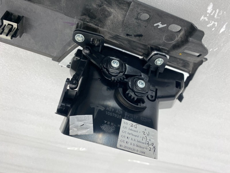 100782100D ⭕12-15 Model S Dash A/C Air Vent Outlet Dashboard Trim 1007831-00-B/1004518-07-F