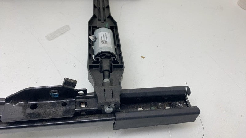 ⭕ 17-23 Model 3 Front Left 1st Row Seat Adjuster Motor Rail Track 1119