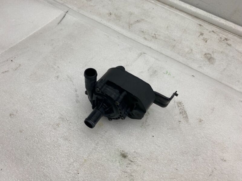 2012-2020 Tesla Model S MS Cooling System Pump Motor Inverter Coolant Assembly