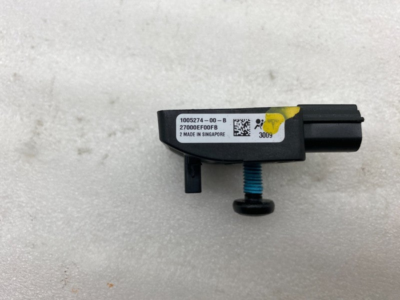 1009017 00 A ⭕ 2012-2015 Tesla Model S C-Pillar Acceleration Impact Sensor (x4) 1009017-00-A