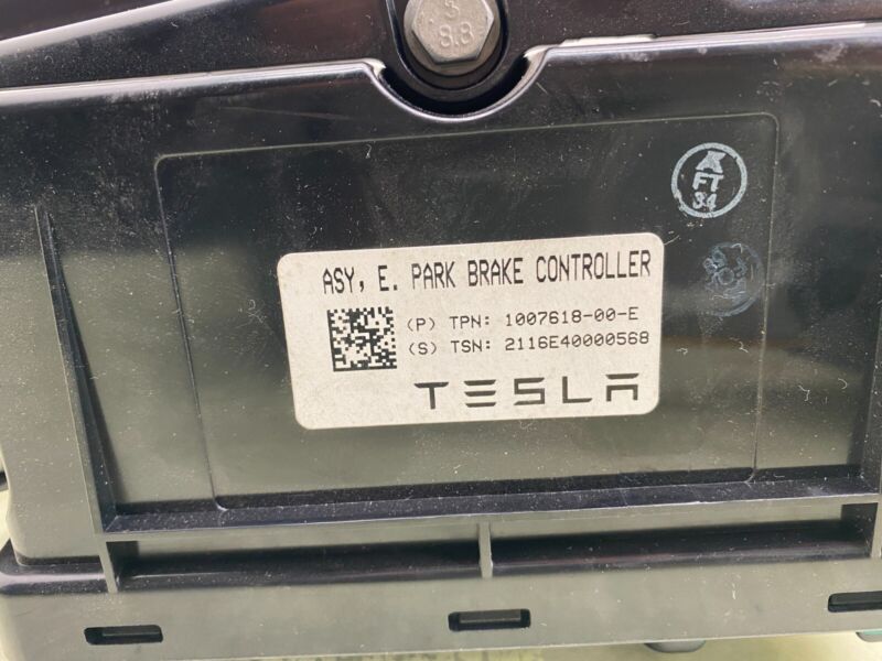 2012-2020 Tesla Model S X Electronic Parking Brake Controller Module Unit Assy