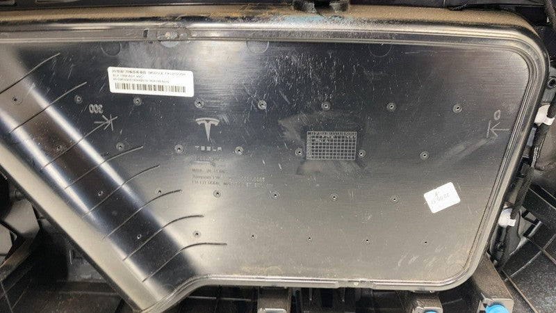 1609947-00-A ⭕ 21-24 Model X Front Left Door Panel Trim Card Cover w/ Molding LH 1609947-00-A