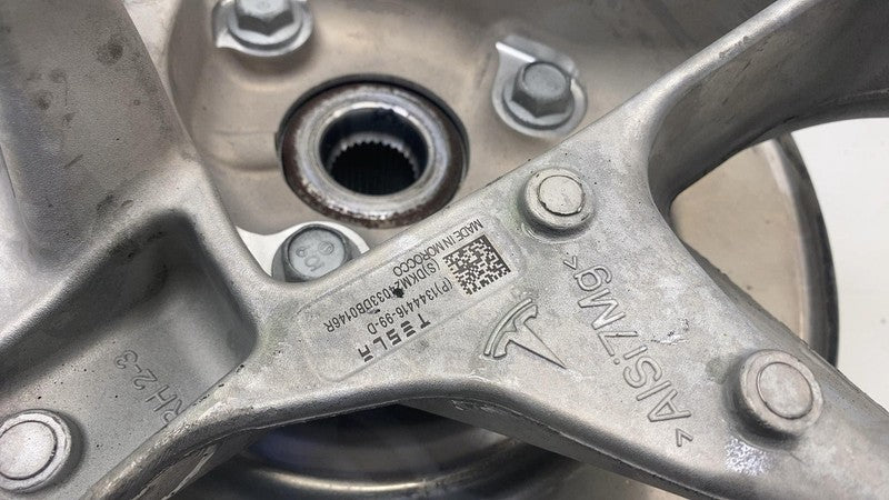 1044123-00-B ⭕ 24-25 Model 3 M3 Rear Right Spindle Knuckle Hub & Dust Shield OEM 1344416-99-D