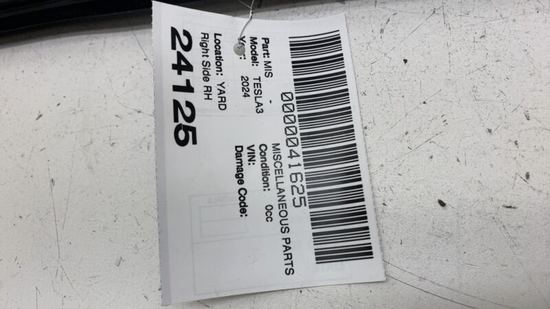191098400D ⭕ 24-25 Model 3 Front Right Primary Body Weatherstrip Rubber Seal 1910984-00-D