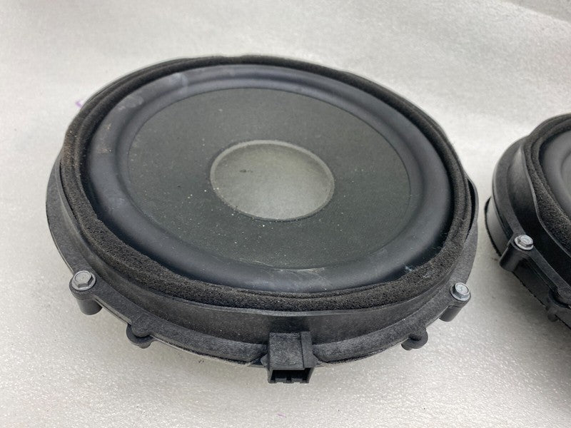100483304A ⭕ 12-20 Model S X Front Left / Right Door Audio Speaker Mid Woofer 1004833-04-A