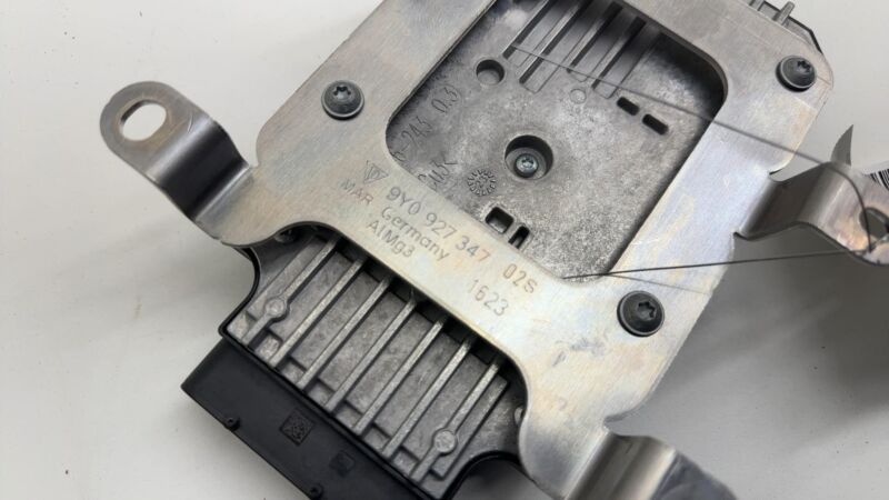 9Y0 907 727 ⭕ 2024 Porsche Cayenne Active Suspension Control Module Unit Assembly 9Y0907727