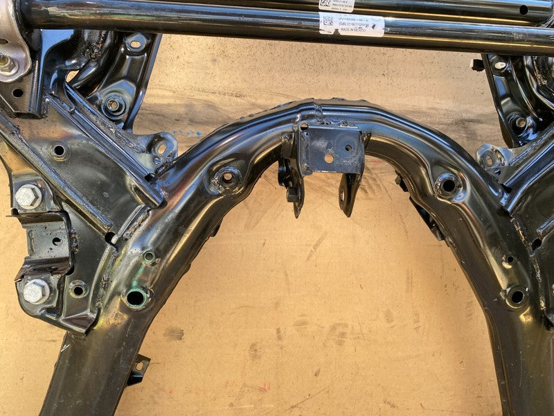 104453100B 20-23 Model Y Front Subframe Crossmember Cradle + Stabilizer Stabar 1044531-00-B