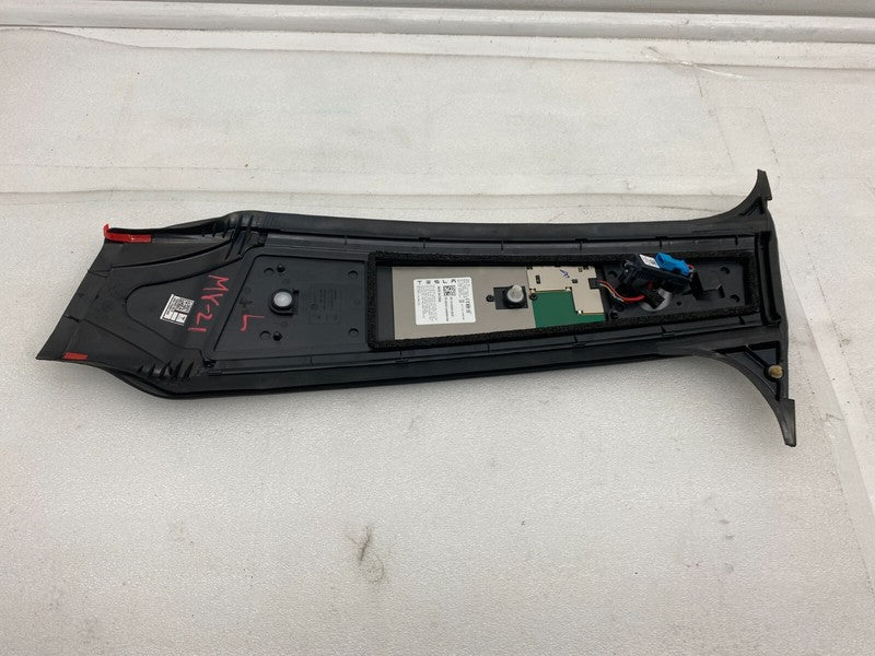 151625500E ⭕ 20-23 Model Y Left Exterior B-Pillar Applique Trim w/ Camera LH 1506885-00-G