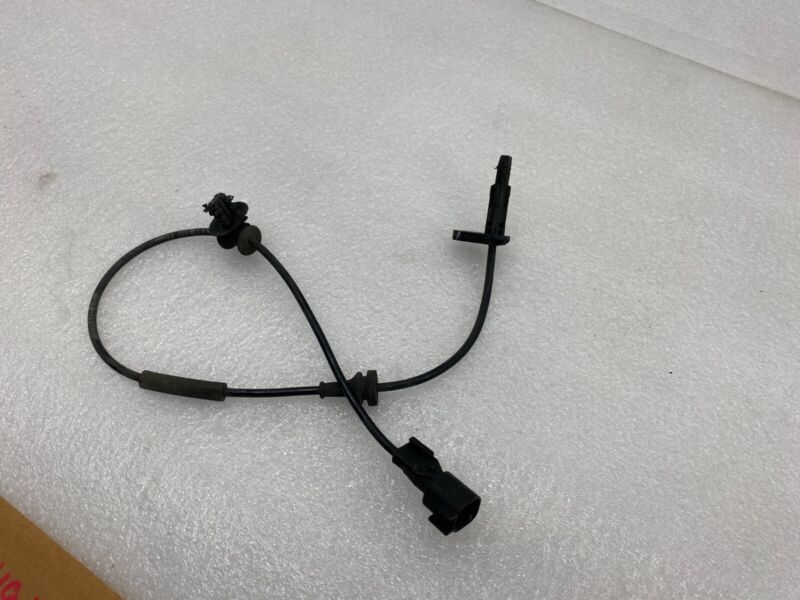 2017-2022 Tesla Model 3 Rear Left or Right Wheel Speed ABS Sensor 1044771-00-D