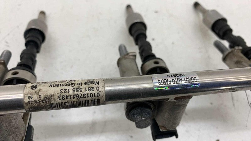 DW939G802AA ⭕ 14-17 Range Rover Sport Driver Side Fuel Rail w/ Injector Left DW93-9G802-AA