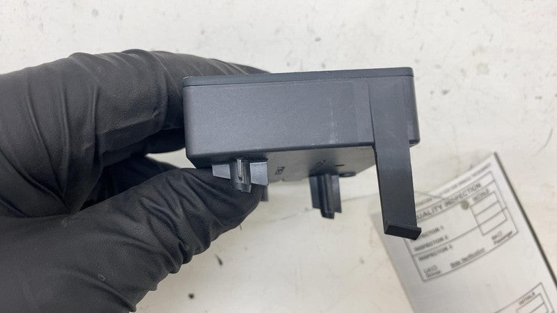 ⭕ 17-23 Tesla Model 3 Rear Bumper Body Control Module Computer BCM 109