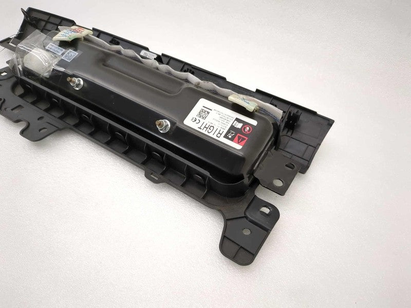 1077826-00-D ⭕ 2017-2023 Tesla Model 3 Y Right Lower Knee Safety Airbag Module 1077826-00-D