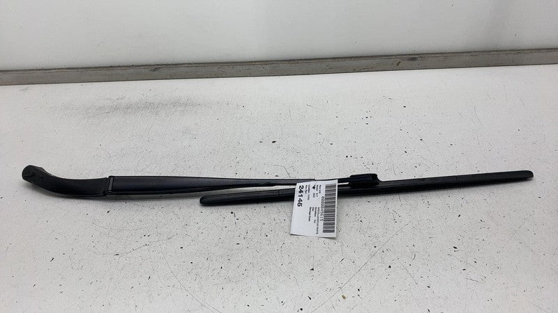 ⭕ 2022 2023 2024 Rivian R1T Front Driver Side Windshield Wiper Arm & Blade Left