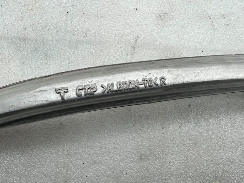 1041575 00 B 2015-2021 Tesla Model X MX Front Suspension Right Control Arm Fore Link RH OEM