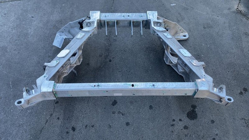 PT00147878 G ⭕ 2025 Rivian R1S Rear Subframe Crossmember Undercarriage Cradle PT00147878-G