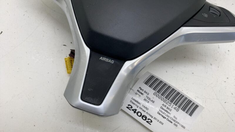 102338101A 12-15 Tesla Model S X Driver Steering Wheel Airbag Safety Restraint 1023381-01-A