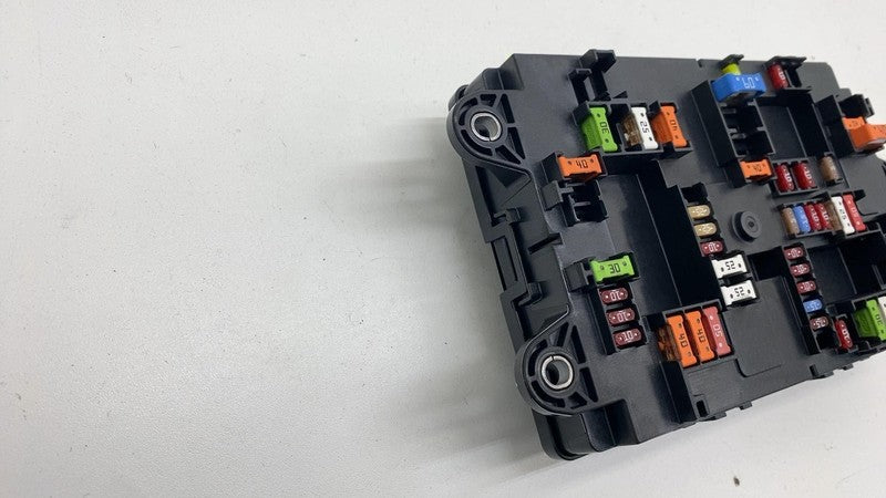 PT00031577E ⭕ 22-24 Rivian R1T R1S Passenger Side Fuse Junction Relay Box Right PT00031577-E