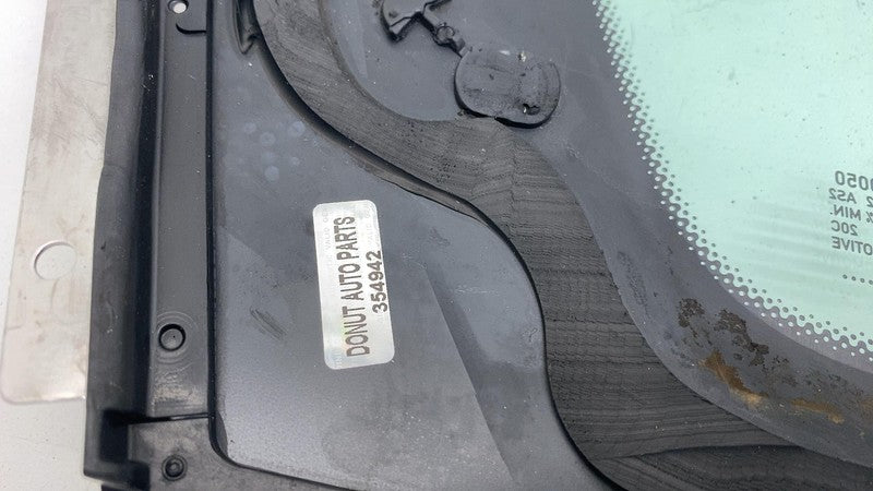 E6 43R-00050 ⭕ 2022 EQS 450+ V297 Rear Passenger Side Quarter Fixed Door Window Glass Right